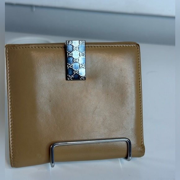 Gucci Wallet - Picture 2 of 16